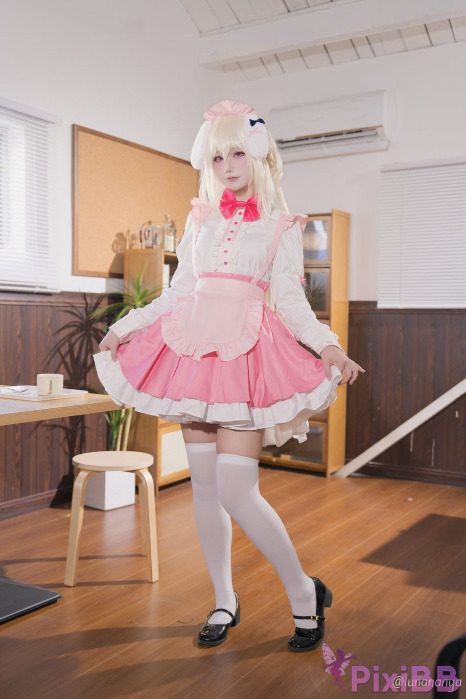 Cosplayer lunananya Chocolate Sweet Love Yuyuan Berryhua PixiBB.COM 001