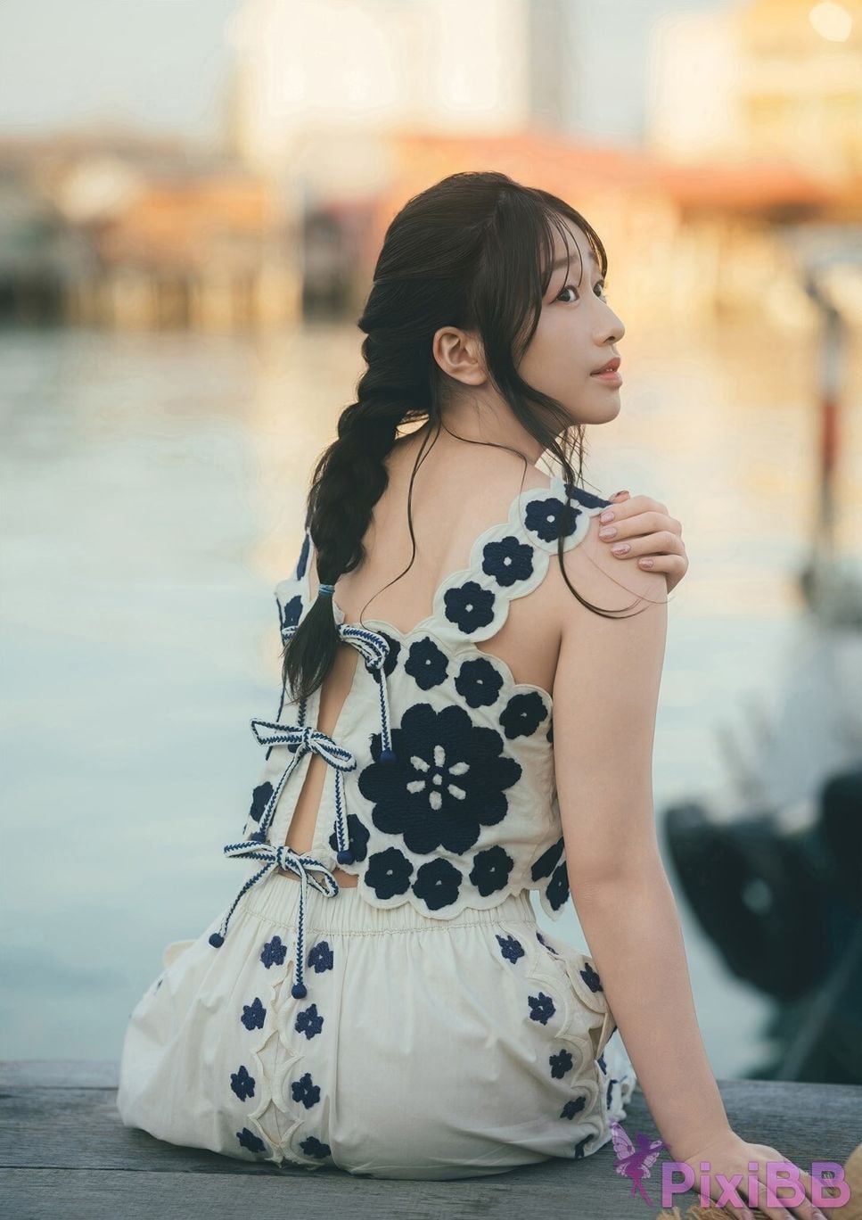 Japanese Idol Coco Hayashi Lin Guzi E book limited cover bonus included 1st photo collection PixiBB.COM 130
