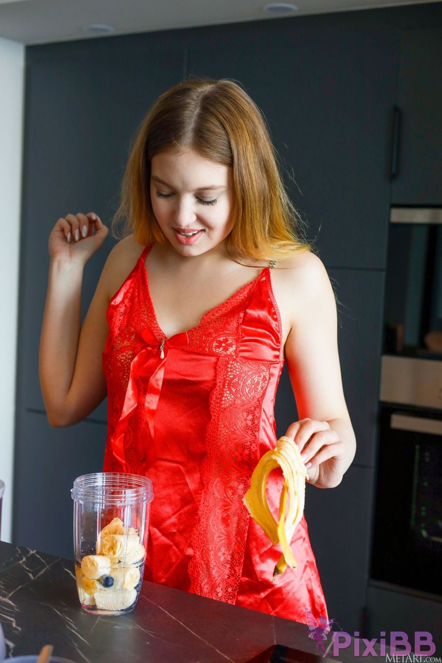 MetArt Nikoleta Flirtatious Morning Part01 0017 PixiBB.COM 0264152127