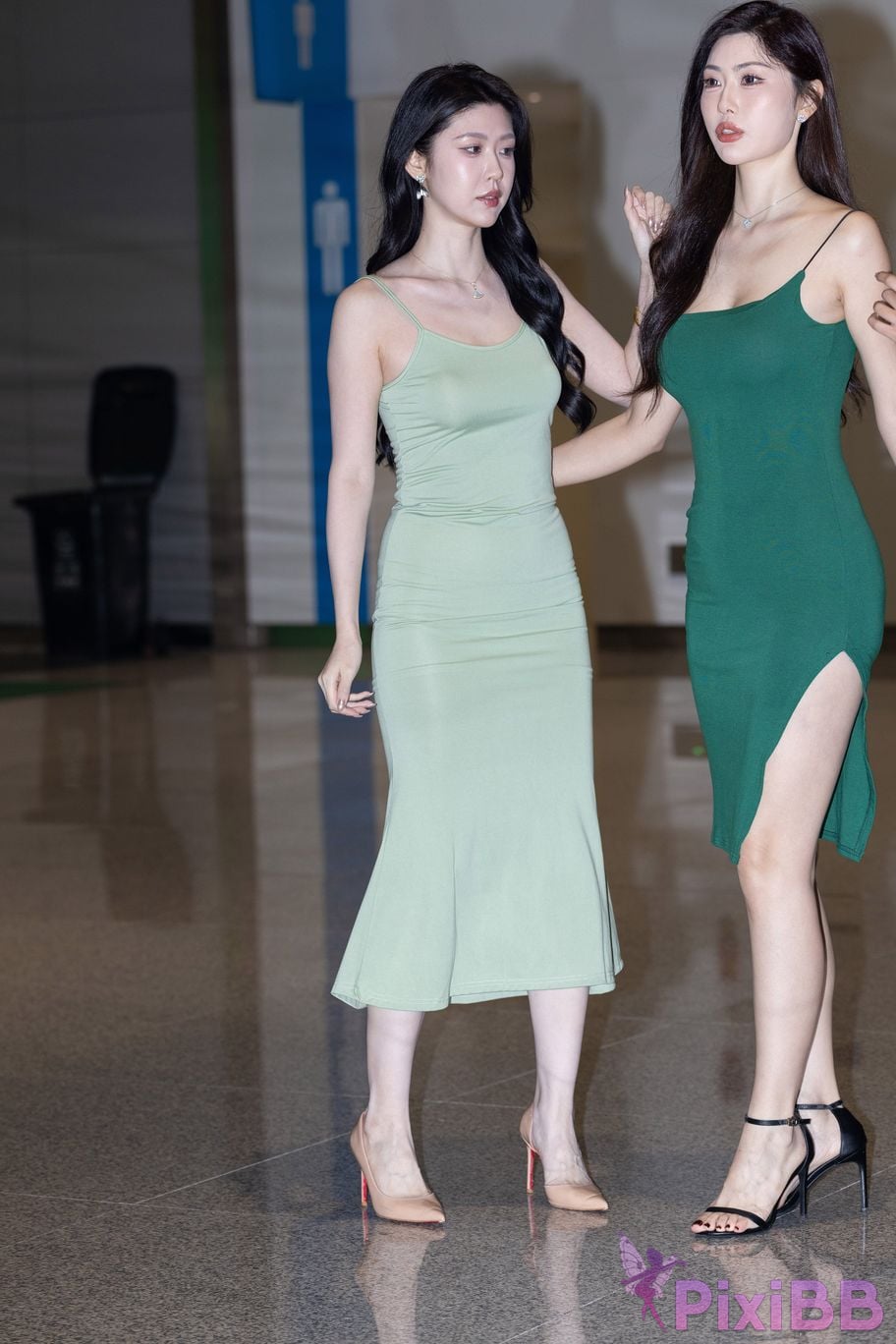 Featured Street Photography Works No.5648 Sanmei suspender skirt PixiBB.COM 058