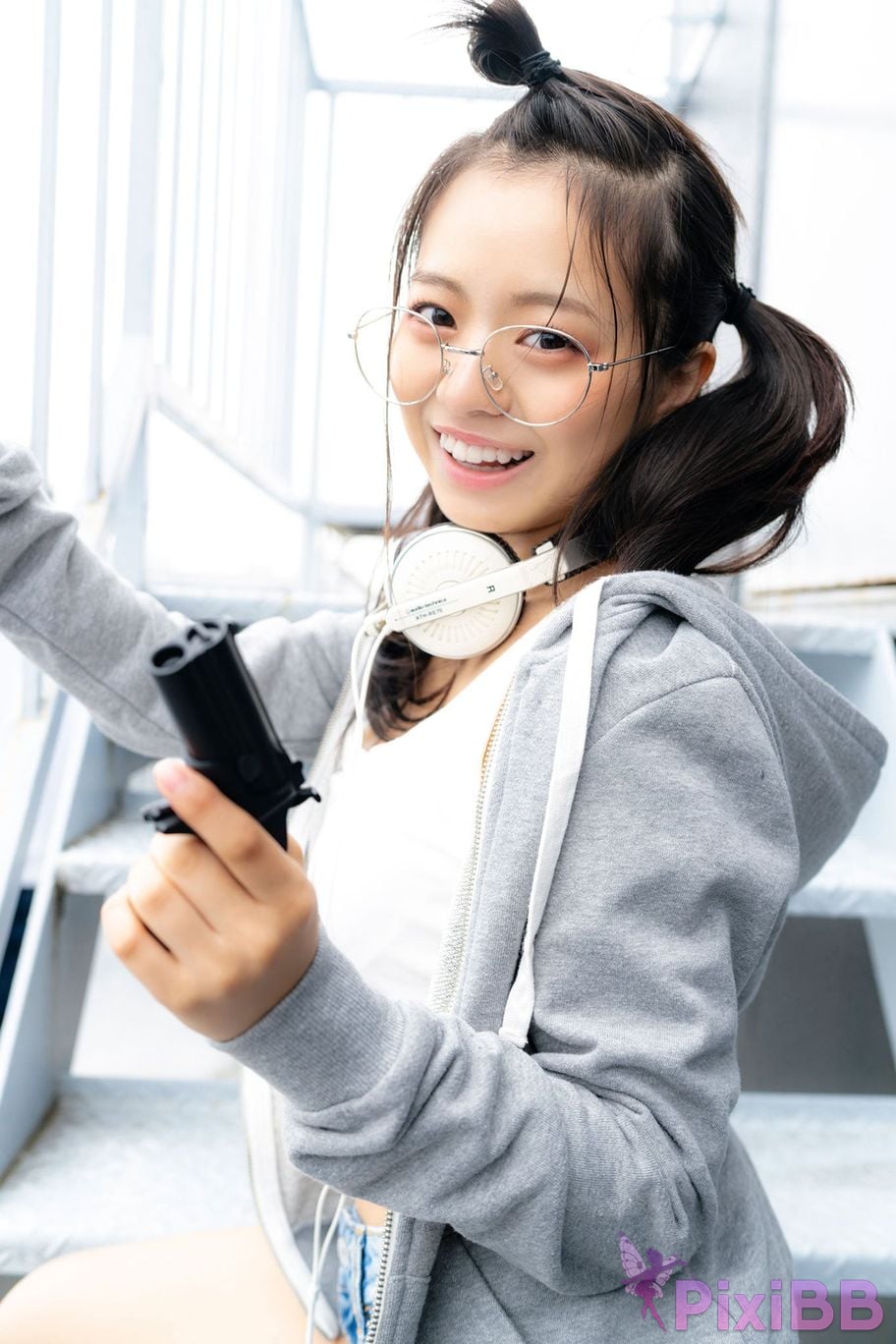 Japanese Idol Ayano Kato Expanded version Complete 50P Miss Magazines Asoviva spy and assassin Yanmaga digital photo book PixiBB.COM 007