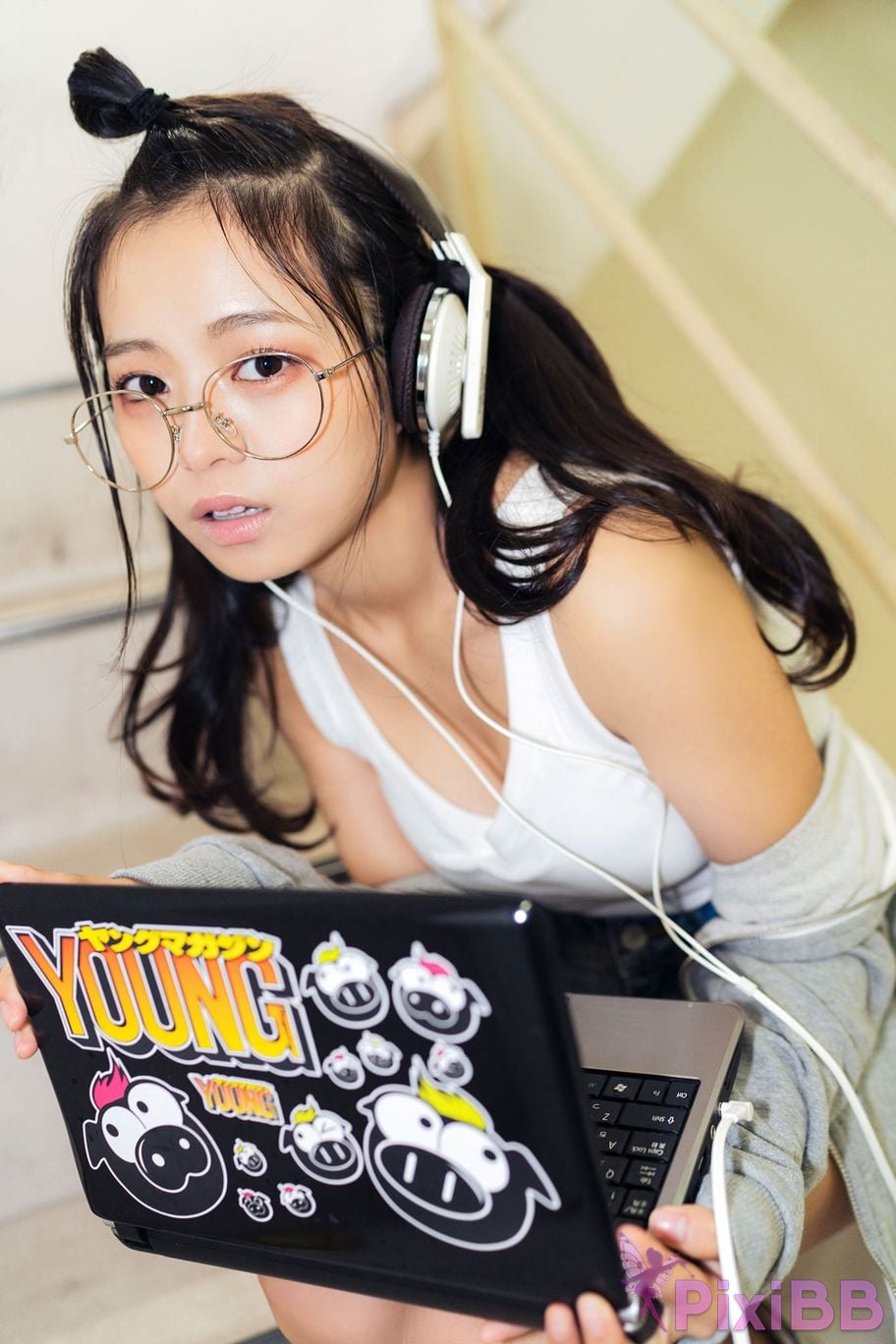 Japanese Idol Ayano Kato Expanded version Complete 50P Miss Magazines Asoviva spy and assassin Yanmaga digital photo book PixiBB.COM 015