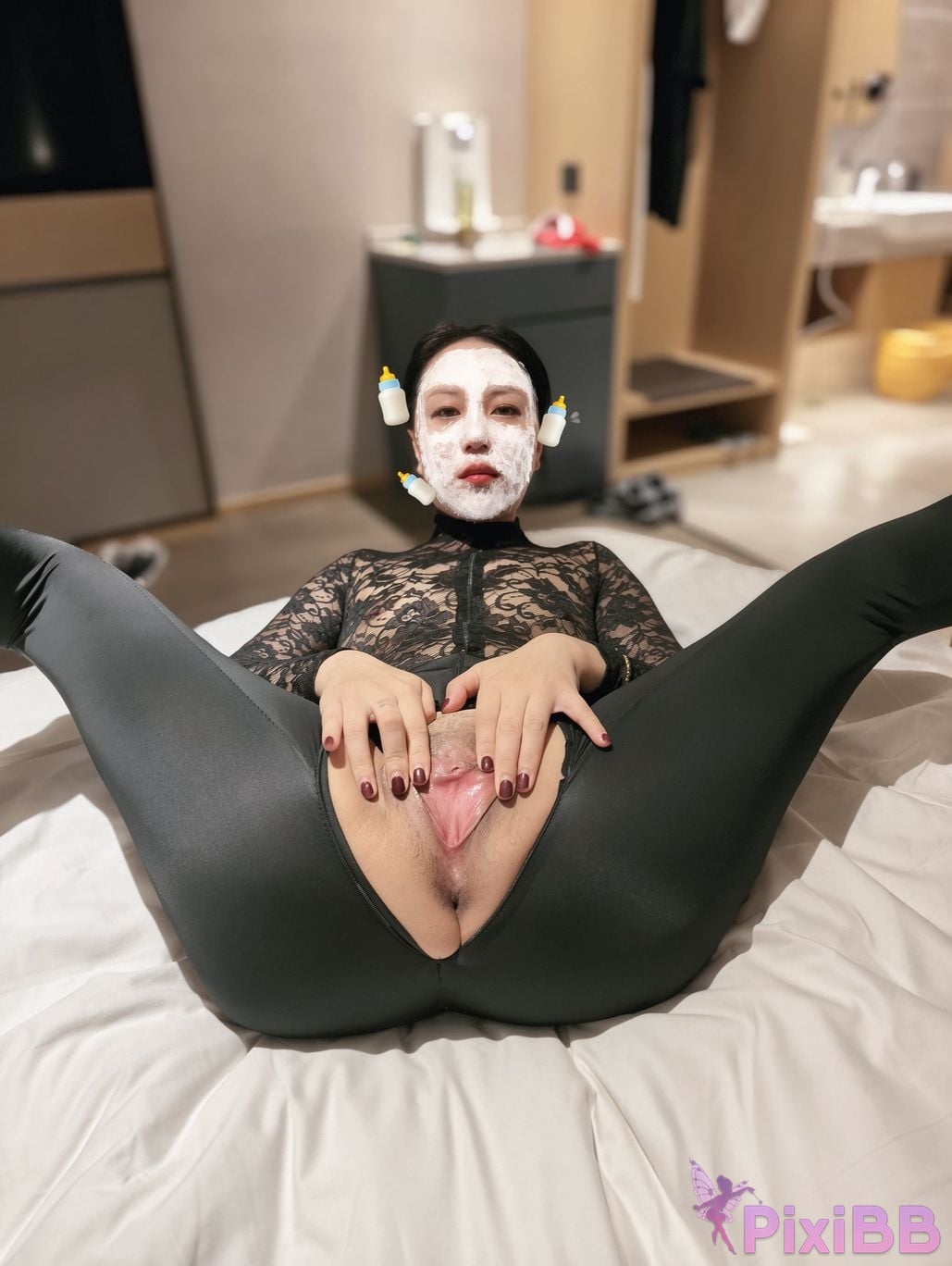 OtherXXX HESRTLESS Top slutty wife reveals too much P Private photography benefits PixiBB.COM 129