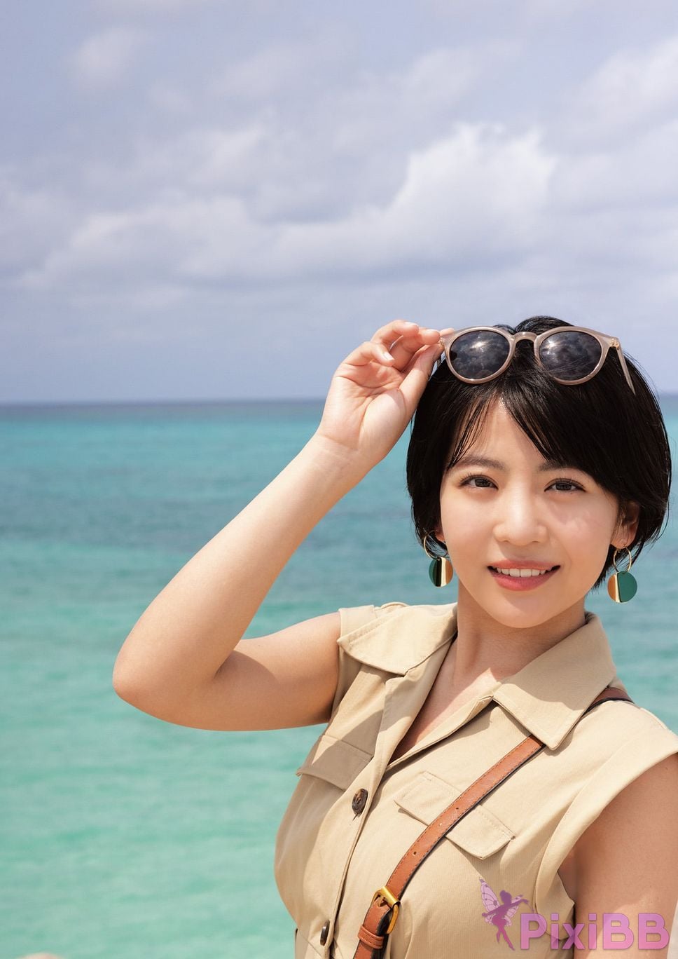 Japanese Idol Moeka Sasaki First photo book number one PixiBB.COM 007