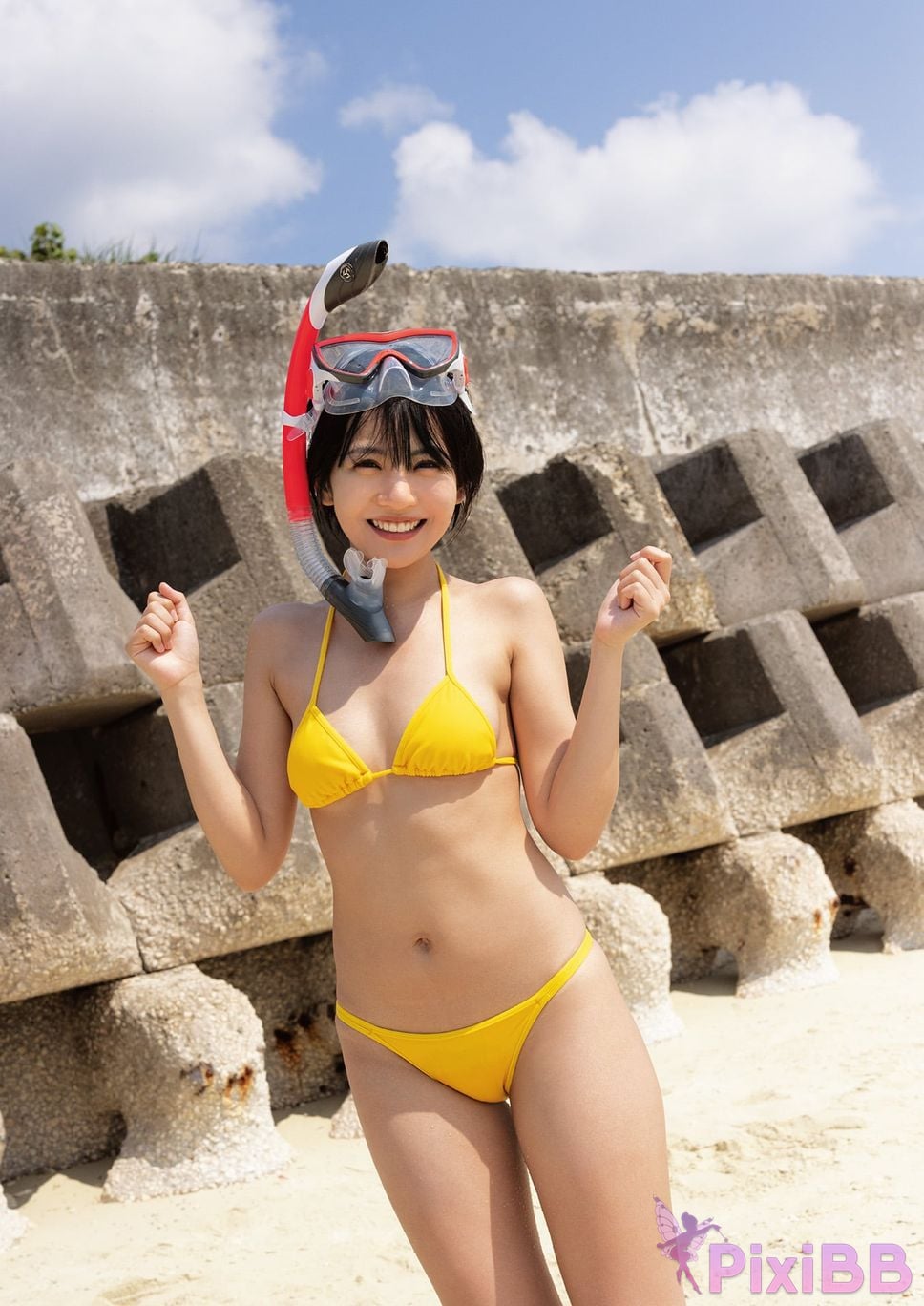 Japanese Idol Moeka Sasaki First photo book number one PixiBB.COM 027